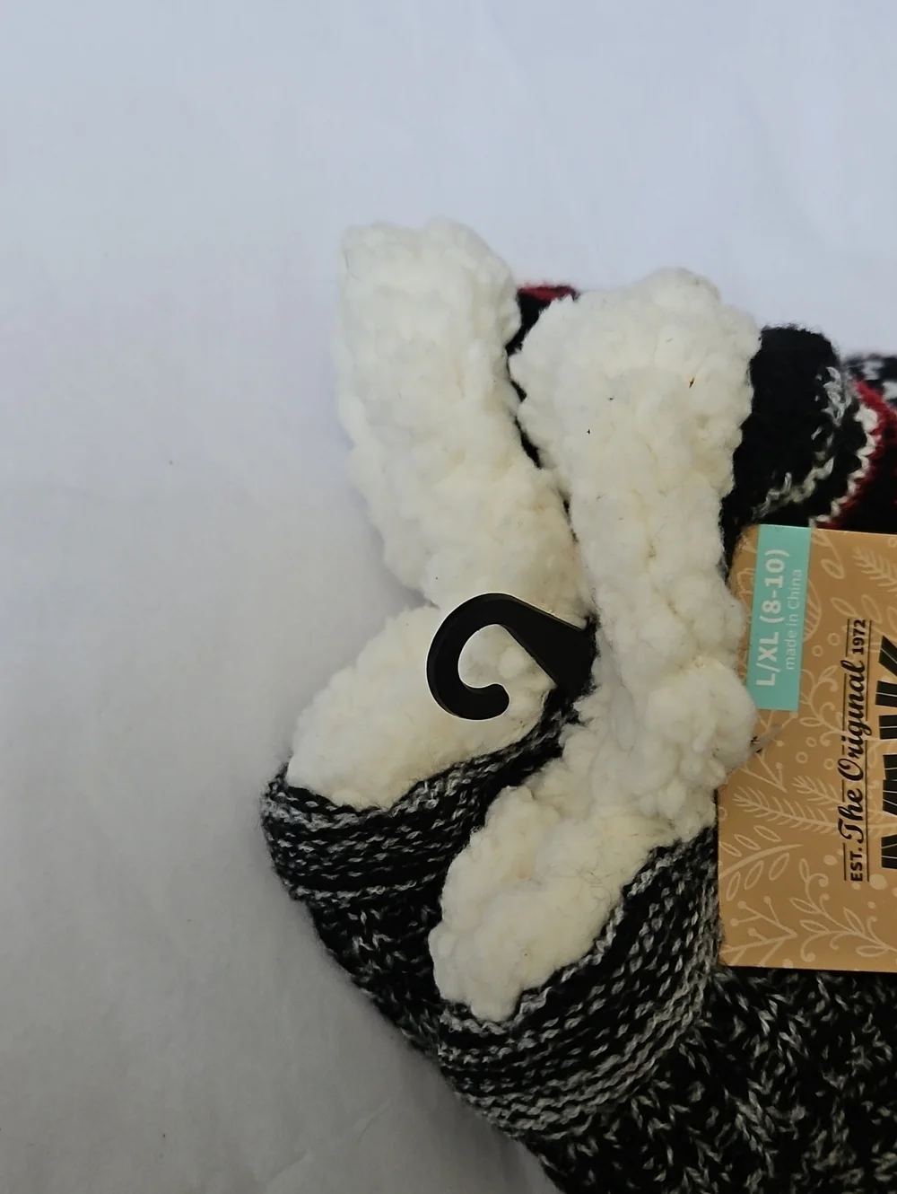 Muk Luks Black, White & Red Knit Sherpa-Lined Cold Weather Cabin Shortie Socks